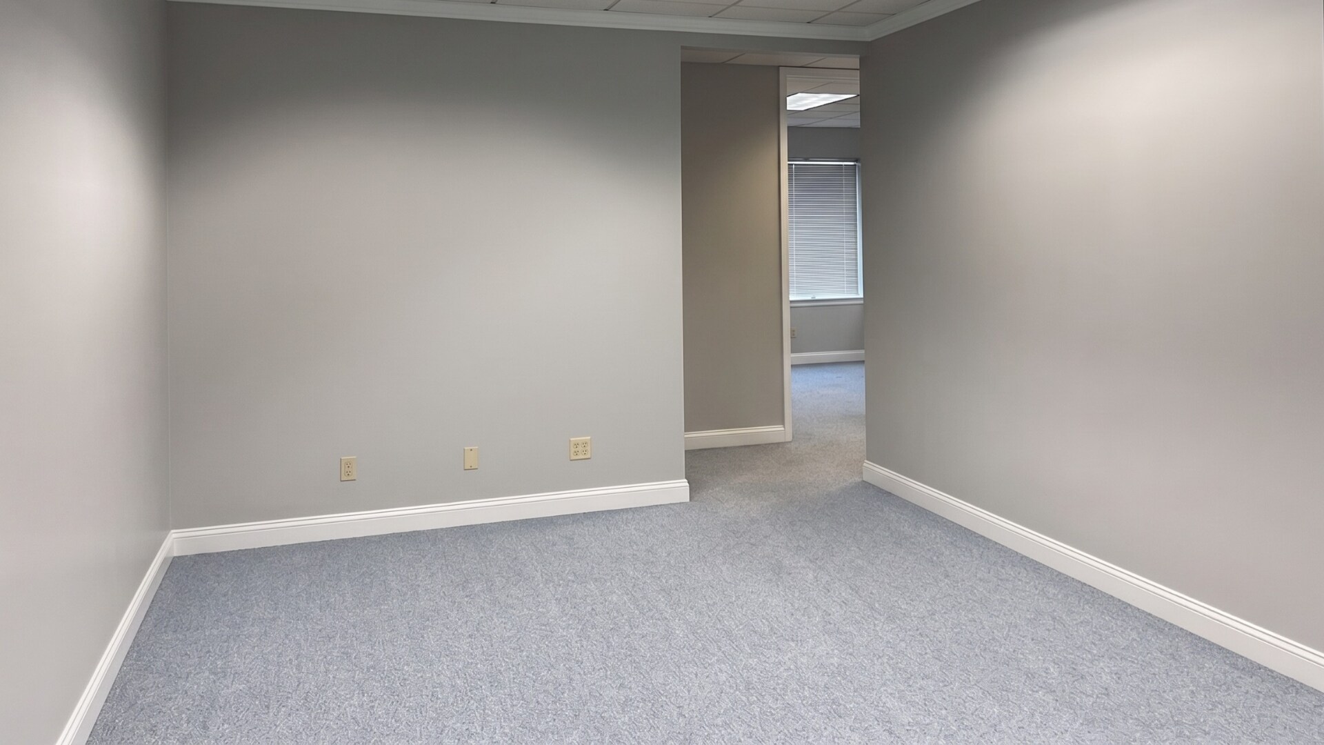 11492 Bluegrass Pky, Louisville, KY à louer Photo intérieure– Image 1 sur 10