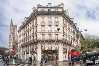 43 Rue De Rivoli, Paris à louer Photo intérieure– Image 1 sur 11