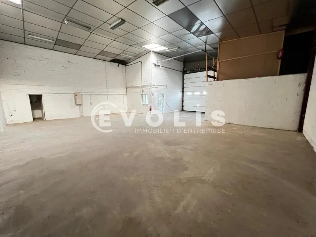 Local d’activités dans Saint-Michel-sur-Orge à louer Photo intérieure– Image 1 sur 10