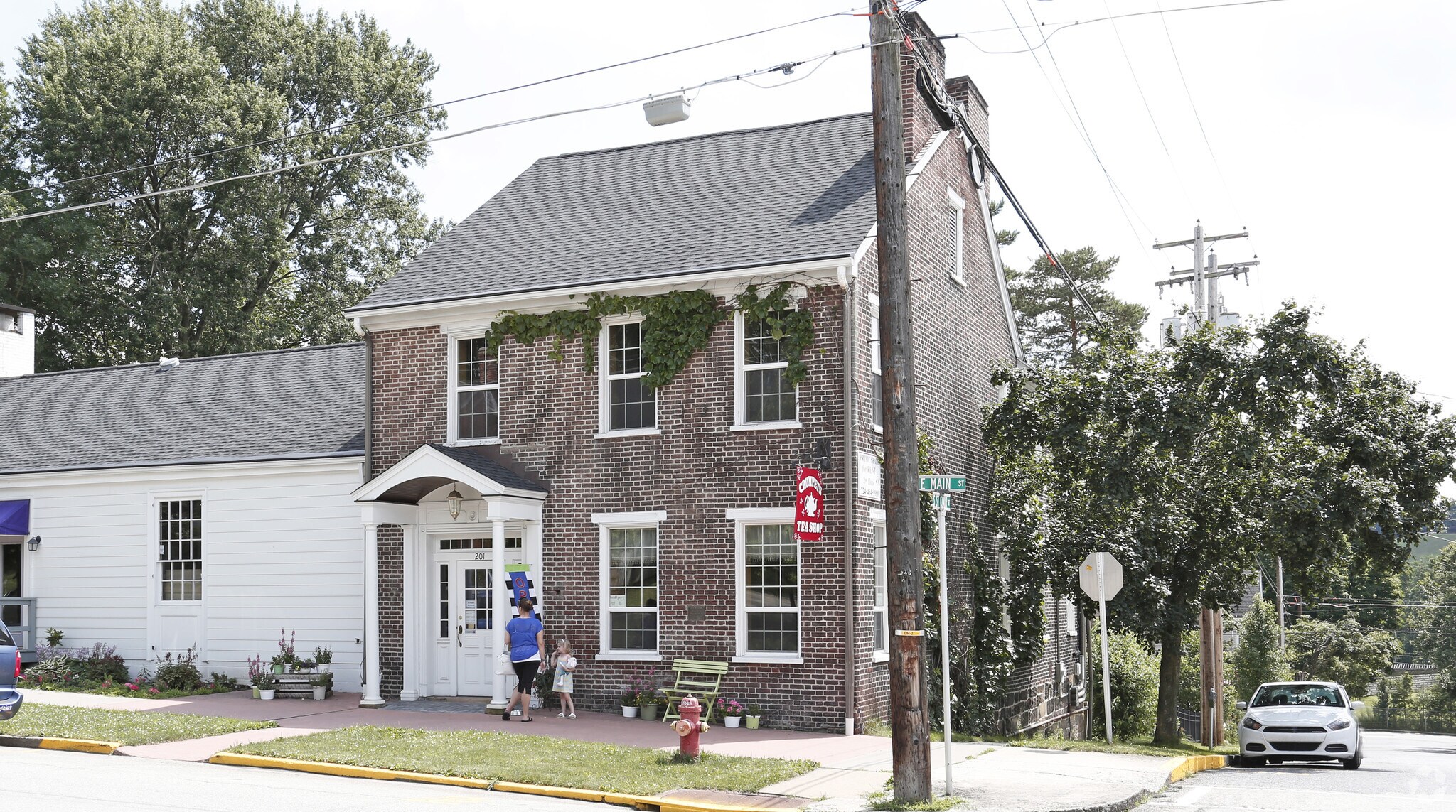 201 E Main St, Ligonier Township, PA à louer Photo principale– Image 1 sur 4
