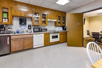 650 S Shackleford Rd, Little Rock, AR à louer Photo de l’immeuble– Image 2 sur 7