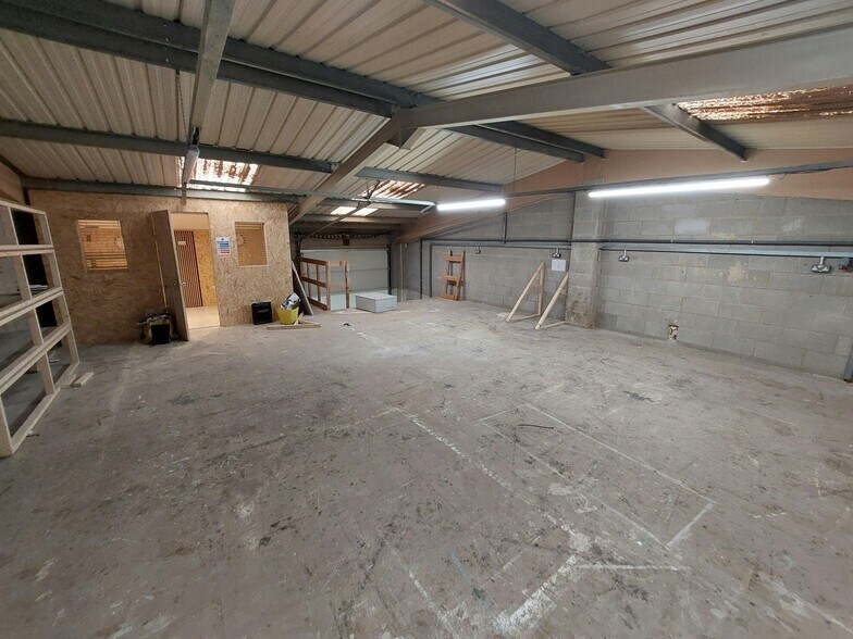 Beacon Ct, New Ollerton à louer - Photo de l’immeuble – Image 3 sur 8