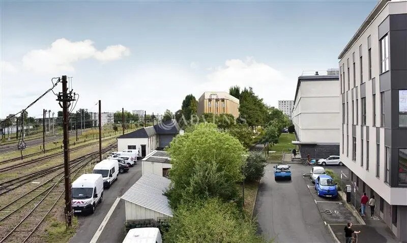 Bureau dans Tours à vendre - Photo de l’immeuble – Image 2 sur 4