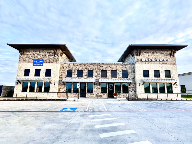 540 Hawkins Run Rd, Midlothian, TX à louer - Photo principale – Image 1 sur 2