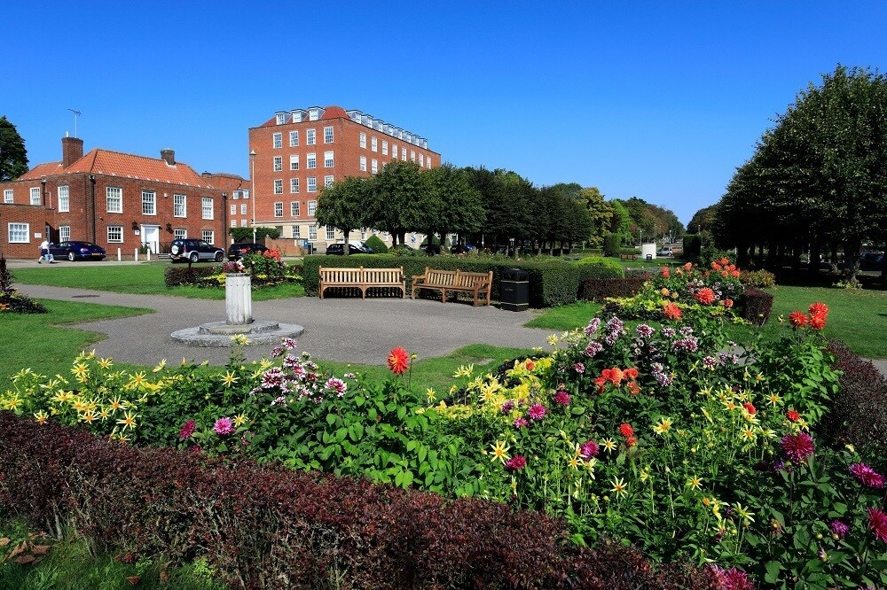 Parkway, Welwyn Garden City à louer Photo de l’immeuble– Image 1 sur 31