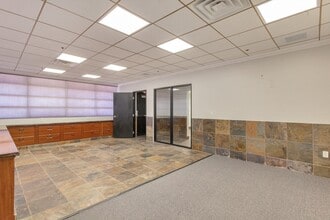 2400 N Tenaya Way, Las Vegas, NV à louer Photo intérieure– Image 1 sur 3