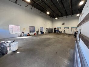 108 Clematis Ave, Waltham, MA à louer Photo intérieure– Image 1 sur 4