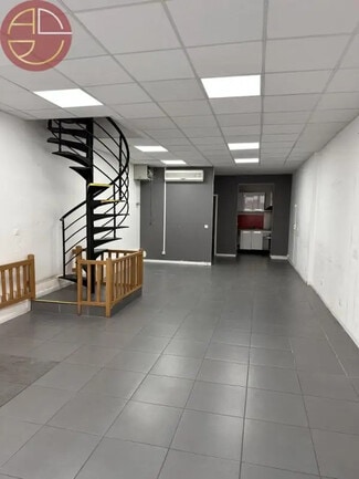 Plus de détails pour Bureau à vendre
