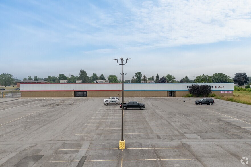 6015-6017 S Transit Rd, Lockport, NY à vendre - Photo de l’immeuble – Image 3 sur 15
