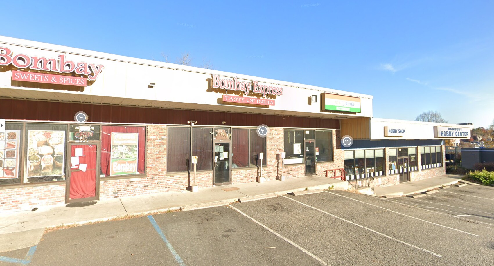 5 Padanaram Rd, Danbury, CT à louer Photo de l’immeuble– Image 1 sur 7