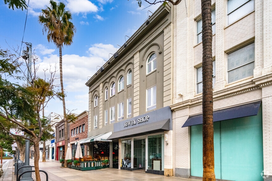 1351 3rd Street Promenade, Santa Monica, CA à louer - Photo principale – Image 1 sur 25