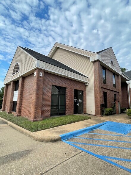 4300 Youree Dr, Shreveport, LA à louer - Photo de l’immeuble – Image 2 sur 36
