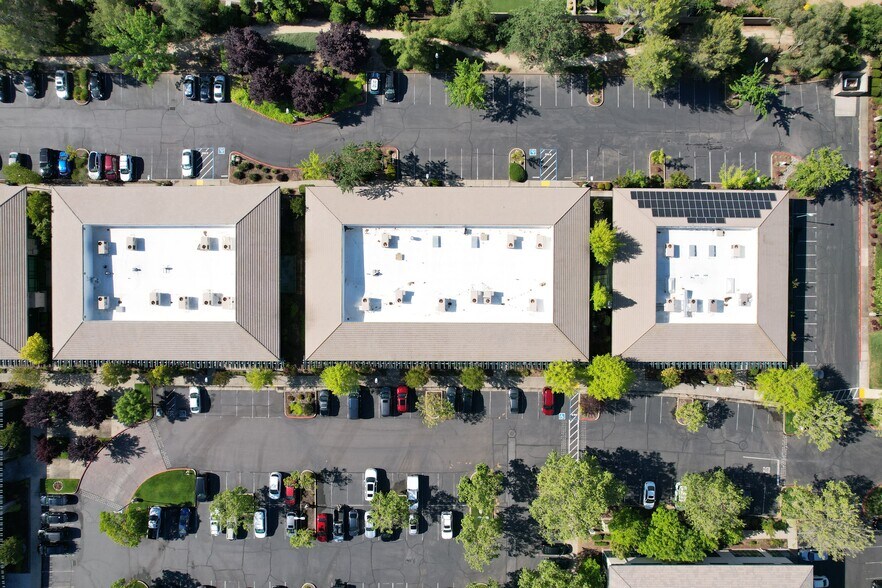 4190 Douglas Blvd, Granite Bay, CA à louer - Photo de l’immeuble – Image 2 sur 15