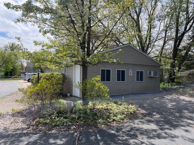 3116 68th St SE, Caledonia, MI à louer - Photo de l’immeuble – Image 3 sur 14