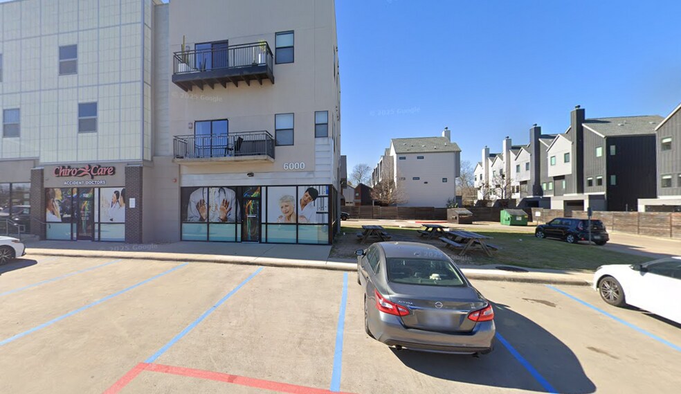 6000 Congress #Courtyard ave, Austin, TX à vendre - Photo de l’immeuble – Image 2 sur 5