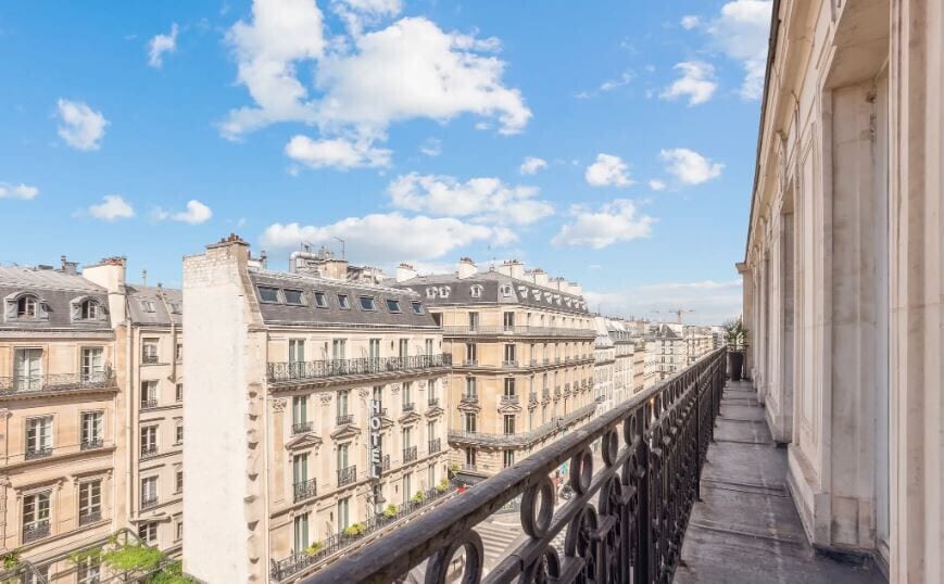 33 Rue De Châteaudun, Paris à louer Photo de l’immeuble– Image 1 sur 21