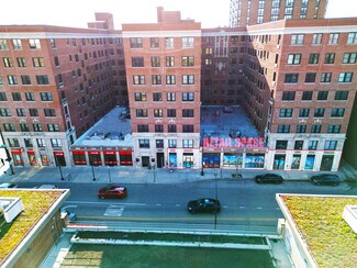 Plus de détails pour 5200 N Sheridan Rd, Chicago, IL - Local commercial à louer