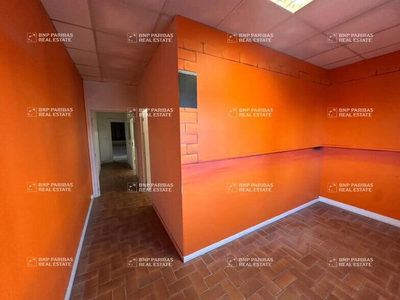 Local d’activités dans Saint-Avertin à louer - Photo intérieure – Image 2 sur 8