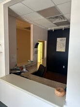 1456 N Howe St, Southport, NC à louer Photo intérieure– Image 2 sur 8