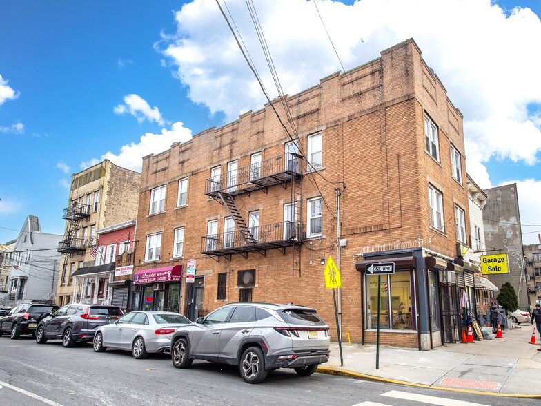 3396 John F Kennedy Blvd, Jersey City, NJ à vendre - Photo de l’immeuble – Image 2 sur 29
