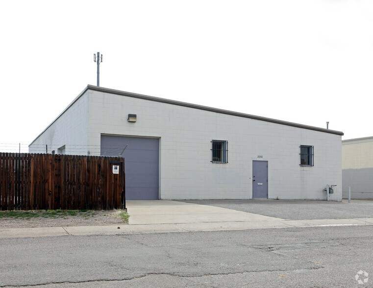 2050 S Cherokee St, Denver, CO à vendre - Photo de l’immeuble – Image 2 sur 48