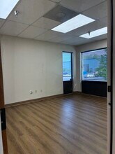 5501-5519 Pioneer Park Blvd, Tampa, FL à louer Photo intérieure– Image 2 sur 5