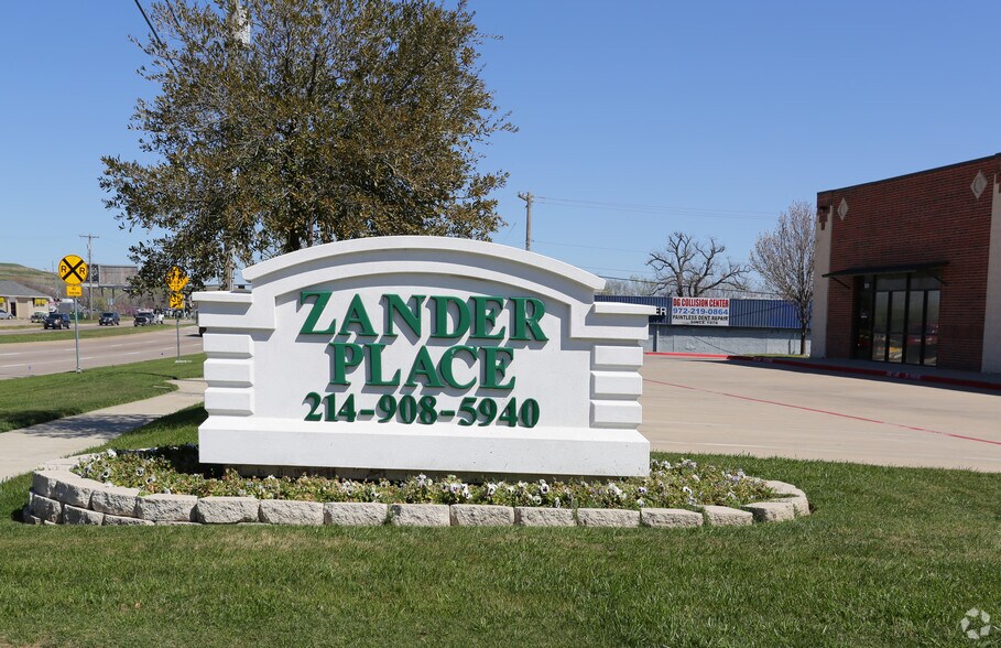 650 E State Highway 121, Lewisville, TX à louer - Photo de l’immeuble – Image 2 sur 14
