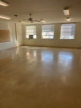 912 N Oneida St, Appleton, WI à louer Photo intérieure– Image 2 sur 9