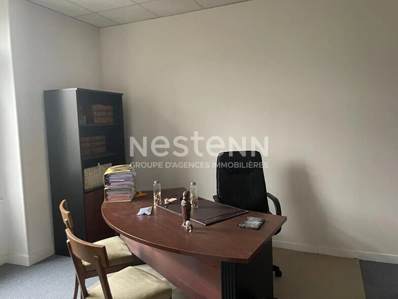 Bureau dans Vannes à louer - Photo de l’immeuble – Image 2 sur 5