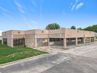 Plus de détails pour 576 N Semoran Blvd, Orlando, FL - Bureau à vendre