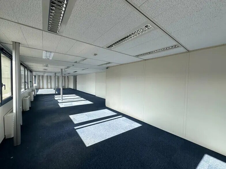 Bureau dans Strasbourg à louer - Photo intérieure – Image 2 sur 8