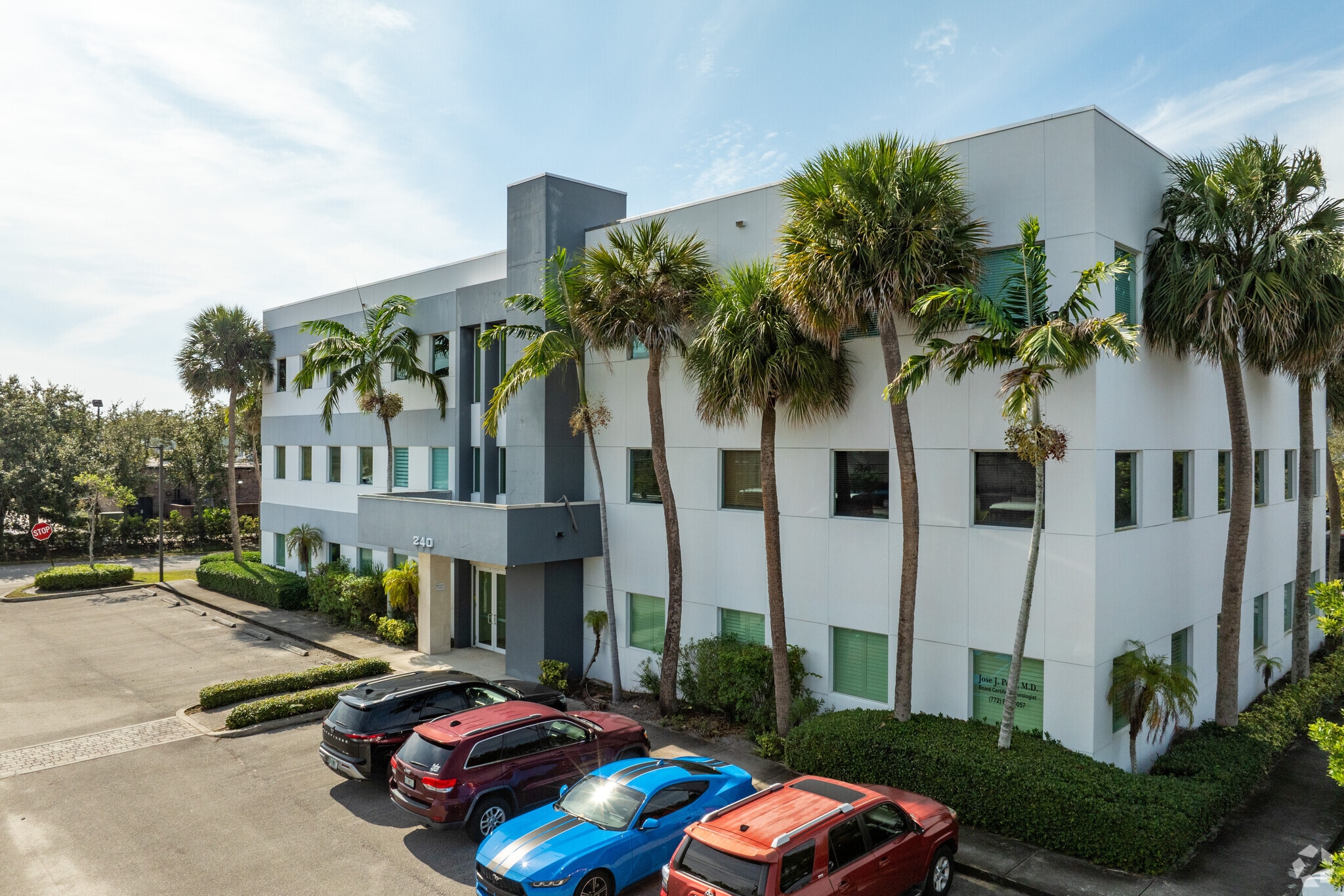 240 NW Peacock Blvd, Port Saint Lucie, FL à louer Photo principale– Image 1 sur 13