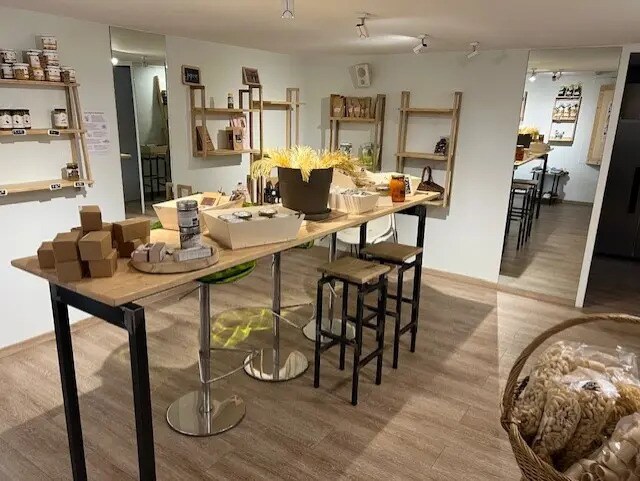 Local commercial dans Annonay à vendre - Photo de l’immeuble – Image 1 sur 3