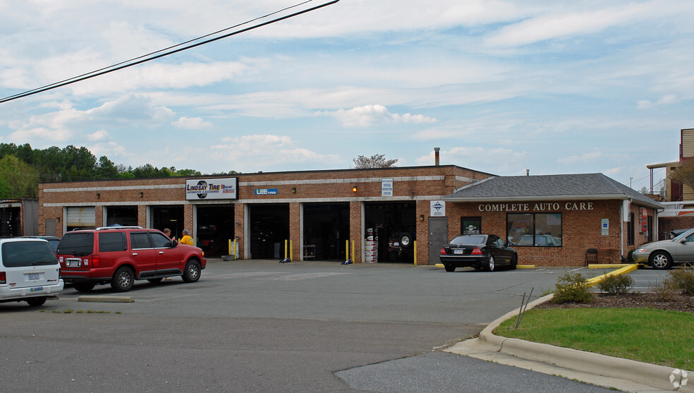 2560 Old Glory Rd, Clemmons, NC à louer - Photo de l’immeuble – Image 1 sur 3
