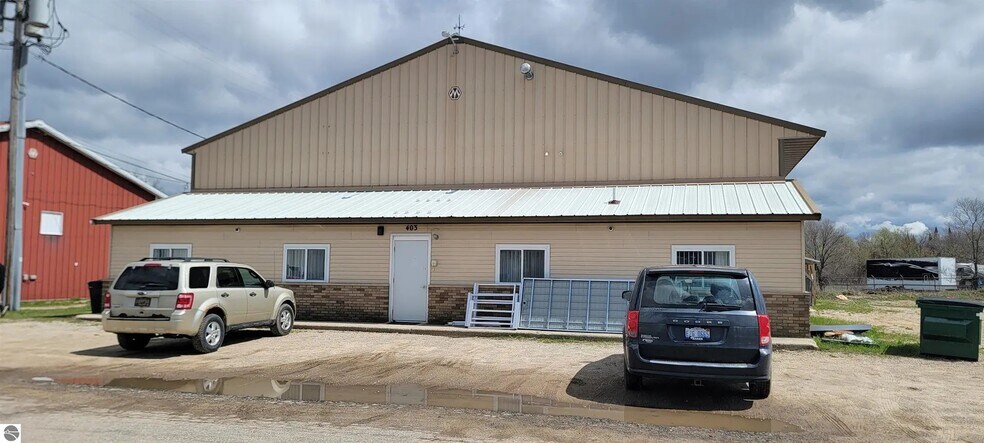 403 Pine St, Kalkaska, MI à vendre - Photo principale – Image 1 sur 1