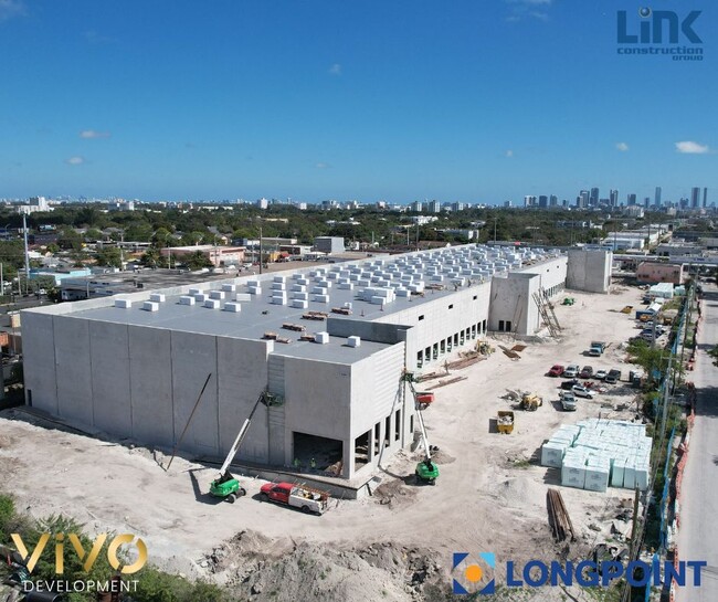 Plus de détails pour 2260 NW 27th Ave, Miami, FL - Industriel/Logistique à louer