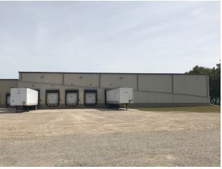214 N Wright St, Delavan, WI à louer - Photo de l’immeuble – Image 3 sur 18