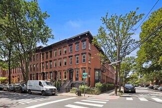 Plus de détails pour 24 W Hamilton Pl, Jersey City, NJ - Logement à vendre
