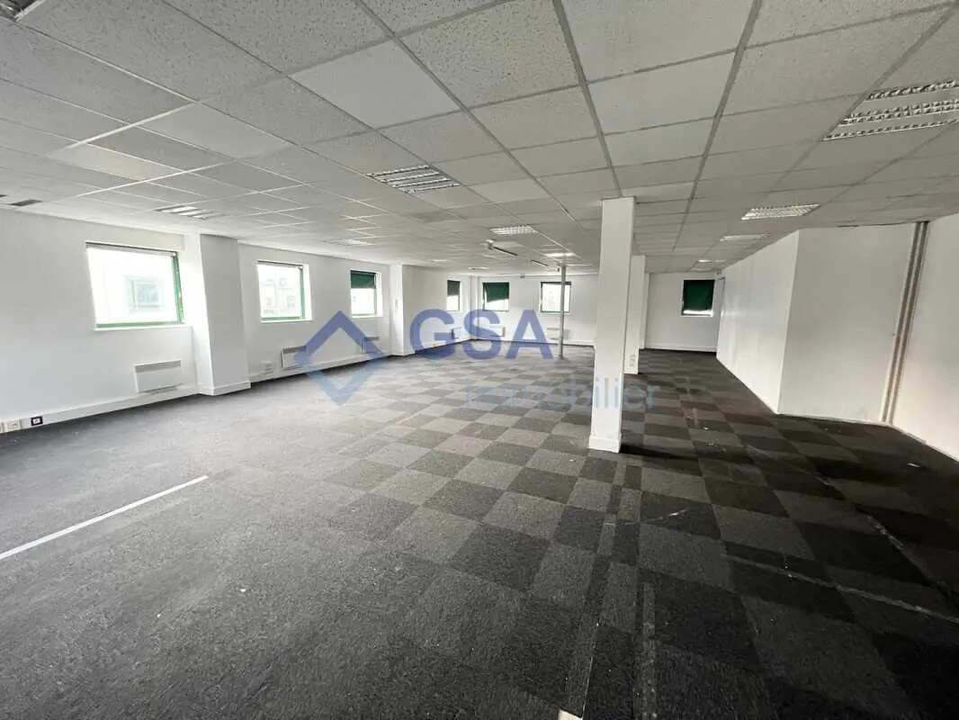 Bureau dans Viry-Châtillon à louer Photo intérieure– Image 1 sur 4
