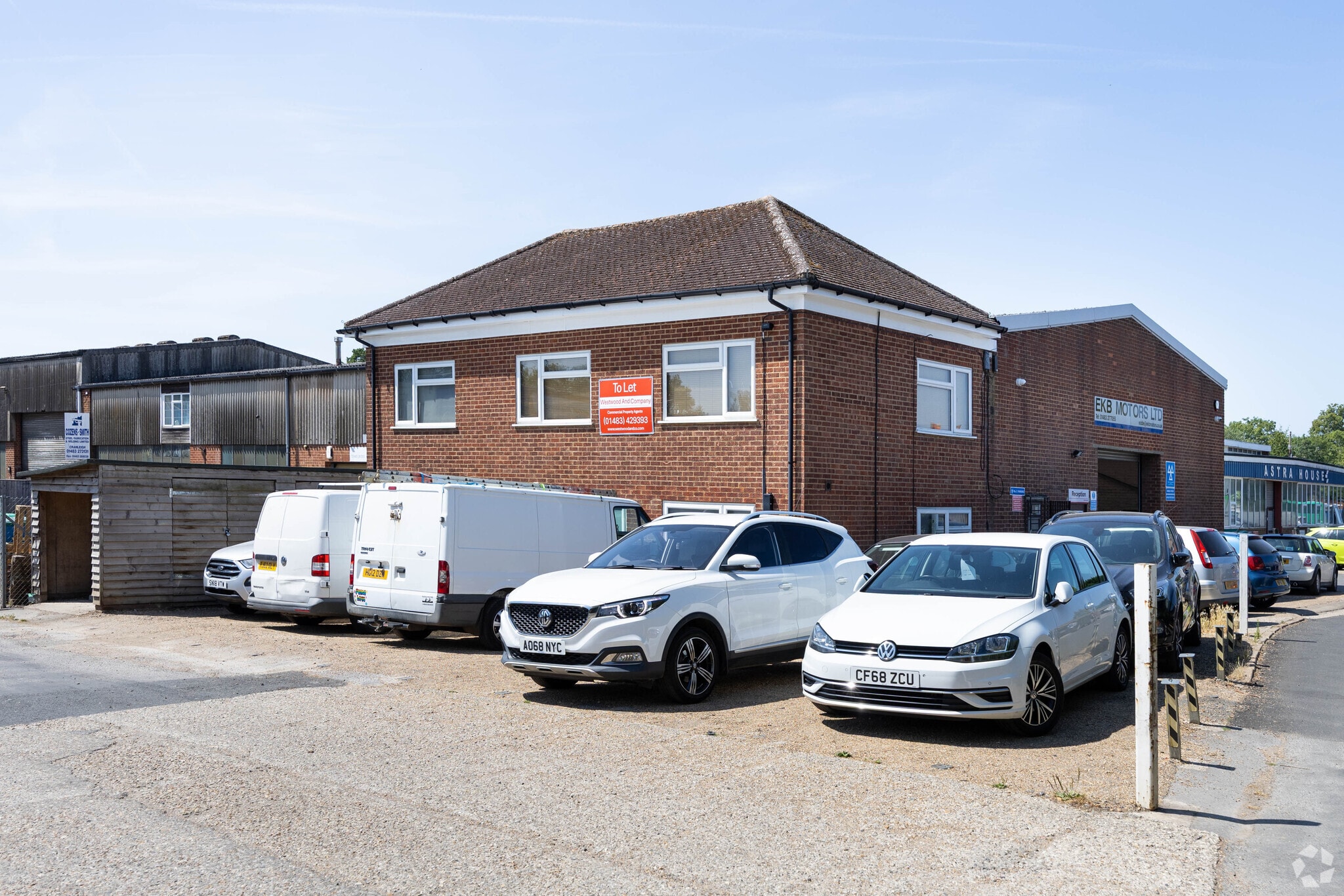 The Cmn, Cranleigh à louer Photo principale– Image 1 sur 3