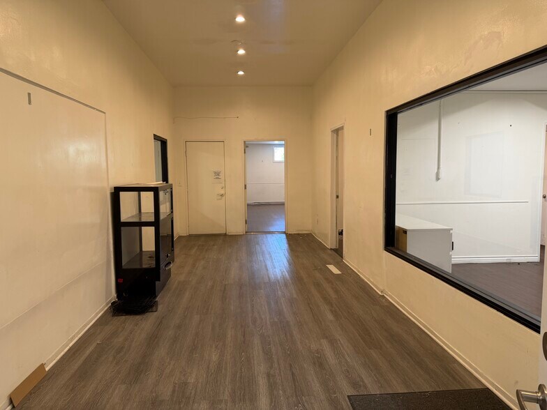 7815-7817 Melrose Ave, Los Angeles, CA à louer - Photo de l’immeuble – Image 3 sur 33