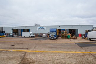 Plus de détails pour Gresham Way, Londres - Industriel/Logistique à louer