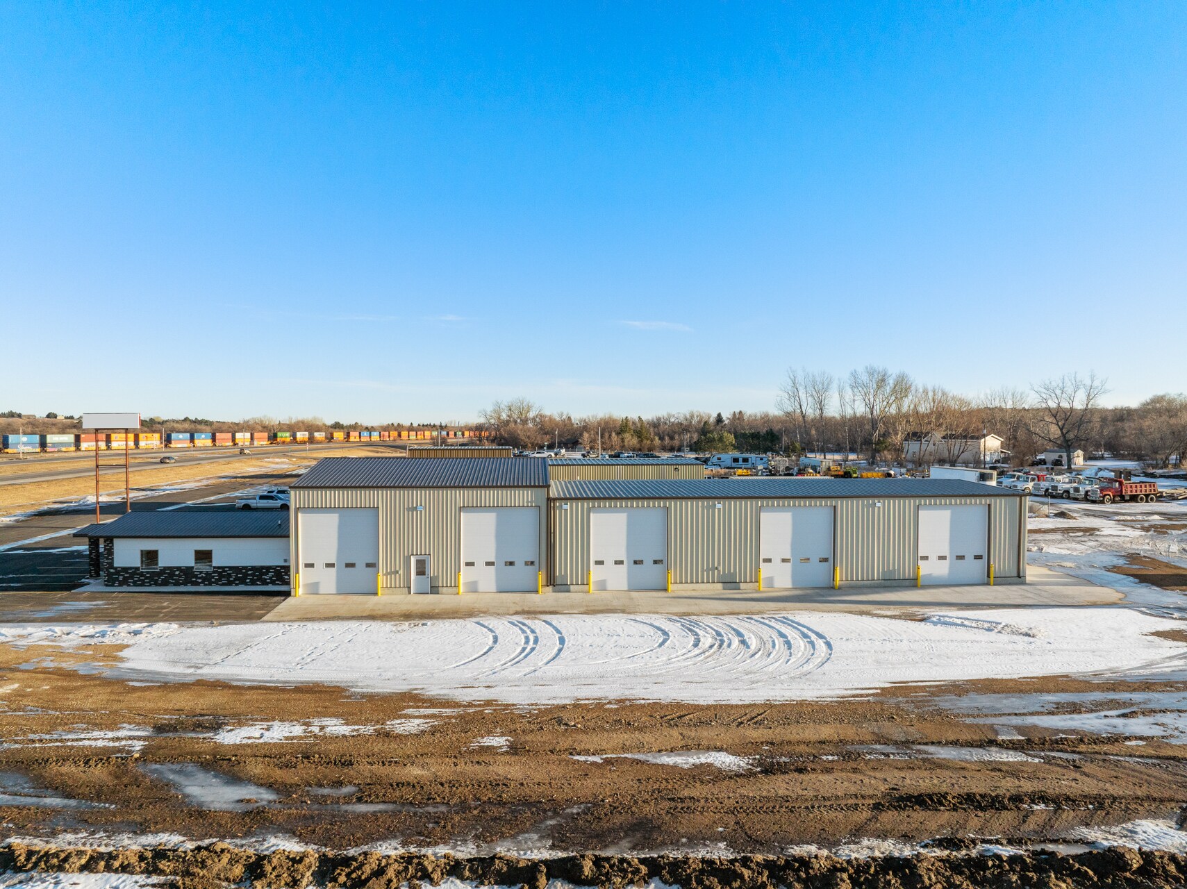3050 Highway 52 South, Minot, ND à louer Photo principale– Image 1 sur 51