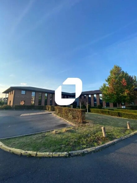 Bureau dans Lezennes à louer - Photo de l’immeuble – Image 3 sur 11