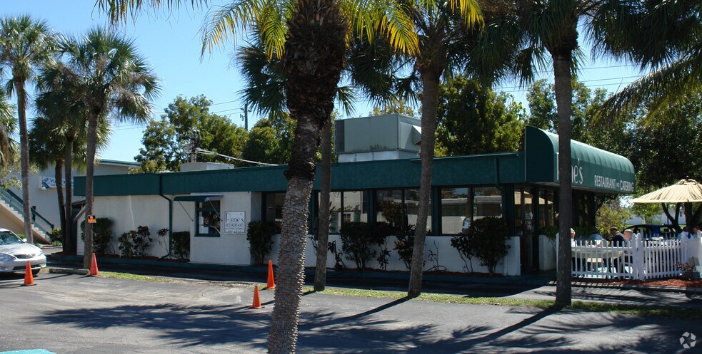 12731 McGregor Blvd, Fort Myers, FL à vendre - Photo principale – Image 2 sur 3
