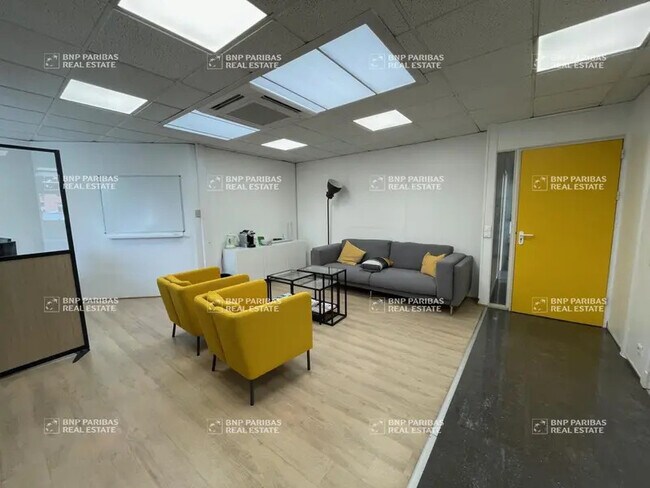 Plus de détails pour 2/4 Rue Duflot, Roubaix - Bureau à louer