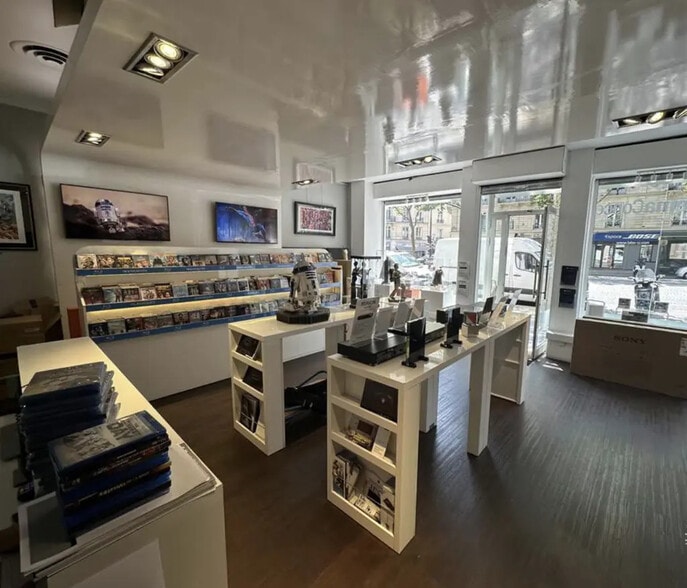 Local commercial dans Paris à vendre - Photo intérieure – Image 2 sur 4