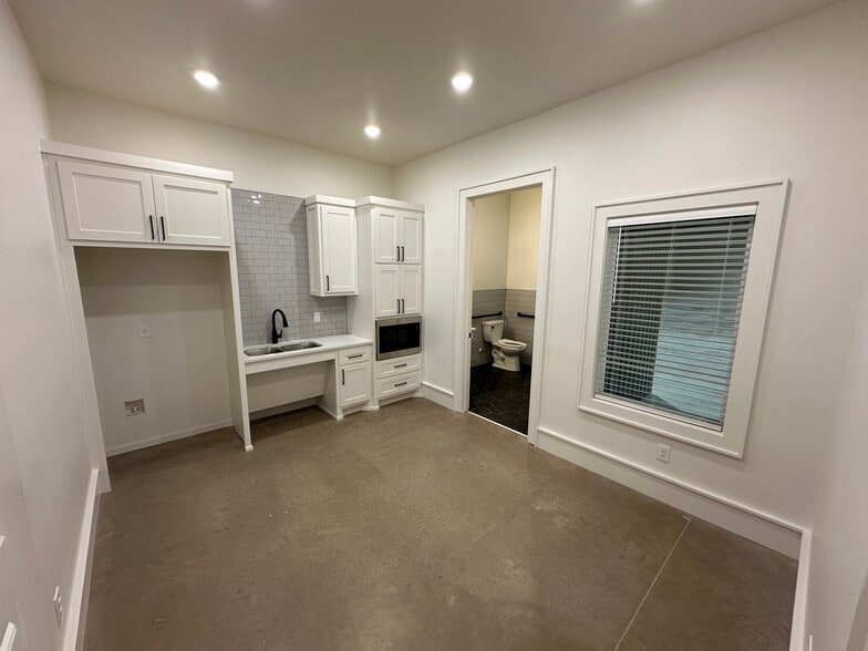 9010 County Road 6820, Lubbock, TX à louer - Photo de l’immeuble – Image 3 sur 14