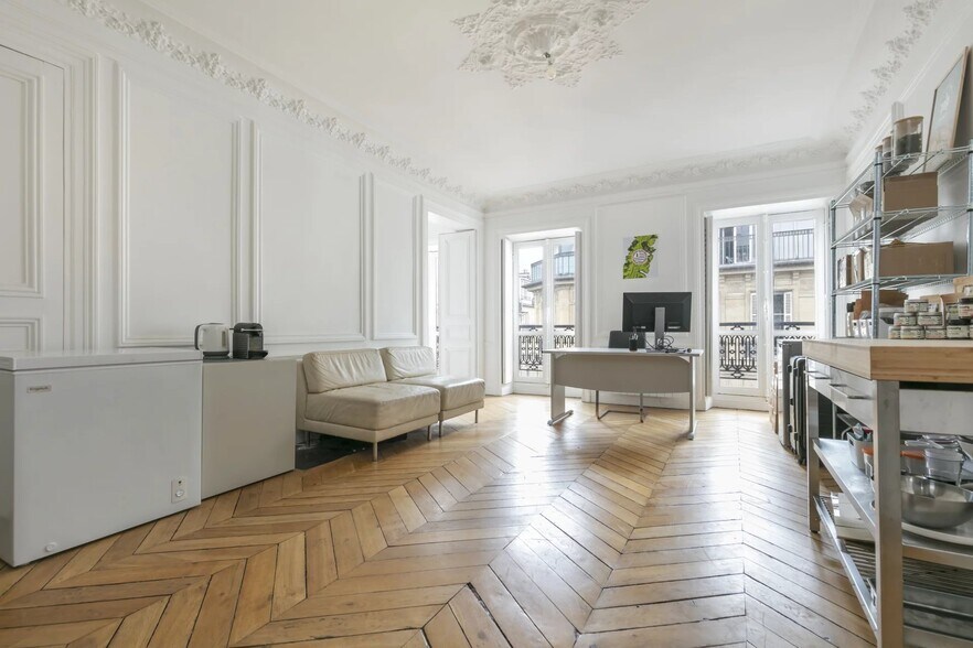 2 Rue Rossini, Paris à louer - Photo de l’immeuble – Image 3 sur 13