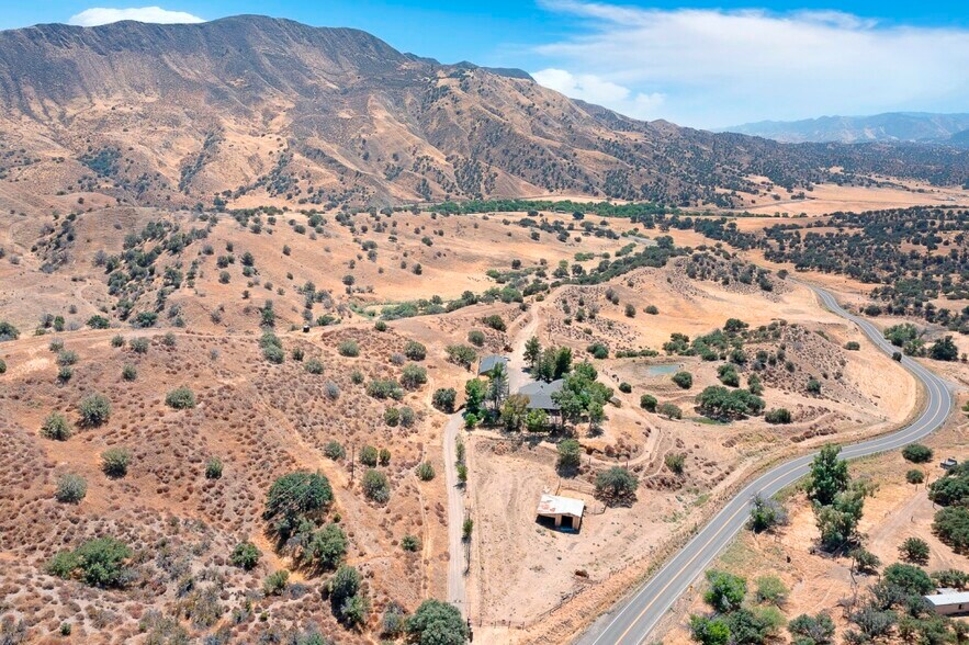 39330 W Warthan Canyon Rd, Coalinga, CA à vendre - Aérien – Image 1 sur 47